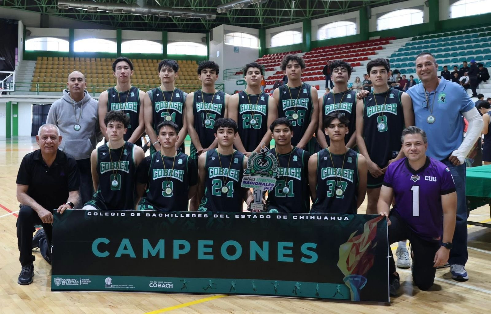 Imagen 28 de STAACOBACH felicita al Director General por los Juegos Nacionales Deportivos por la Paz