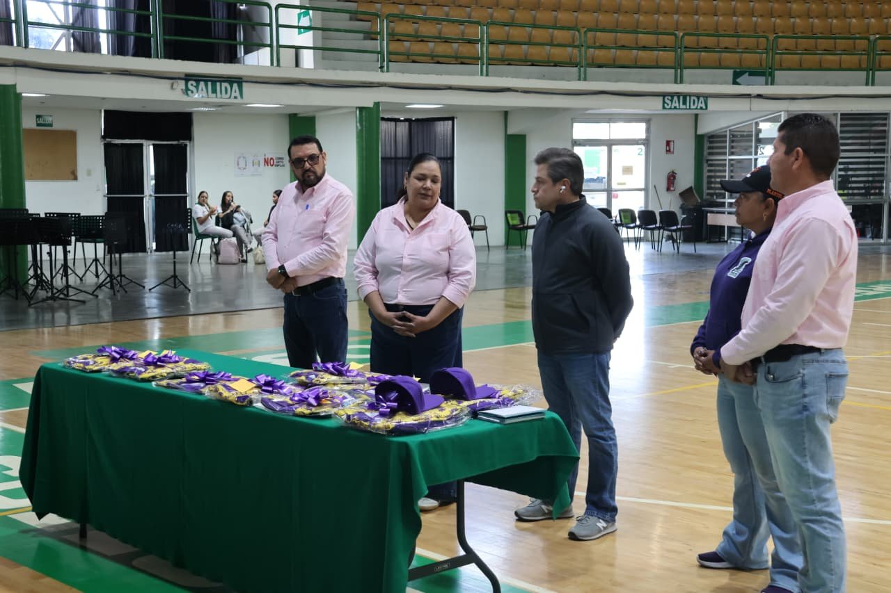 Imagen 24 de Entrega de uniformes y abanderamiento del STAACOBACH rumbo al encuentro nacional 2025