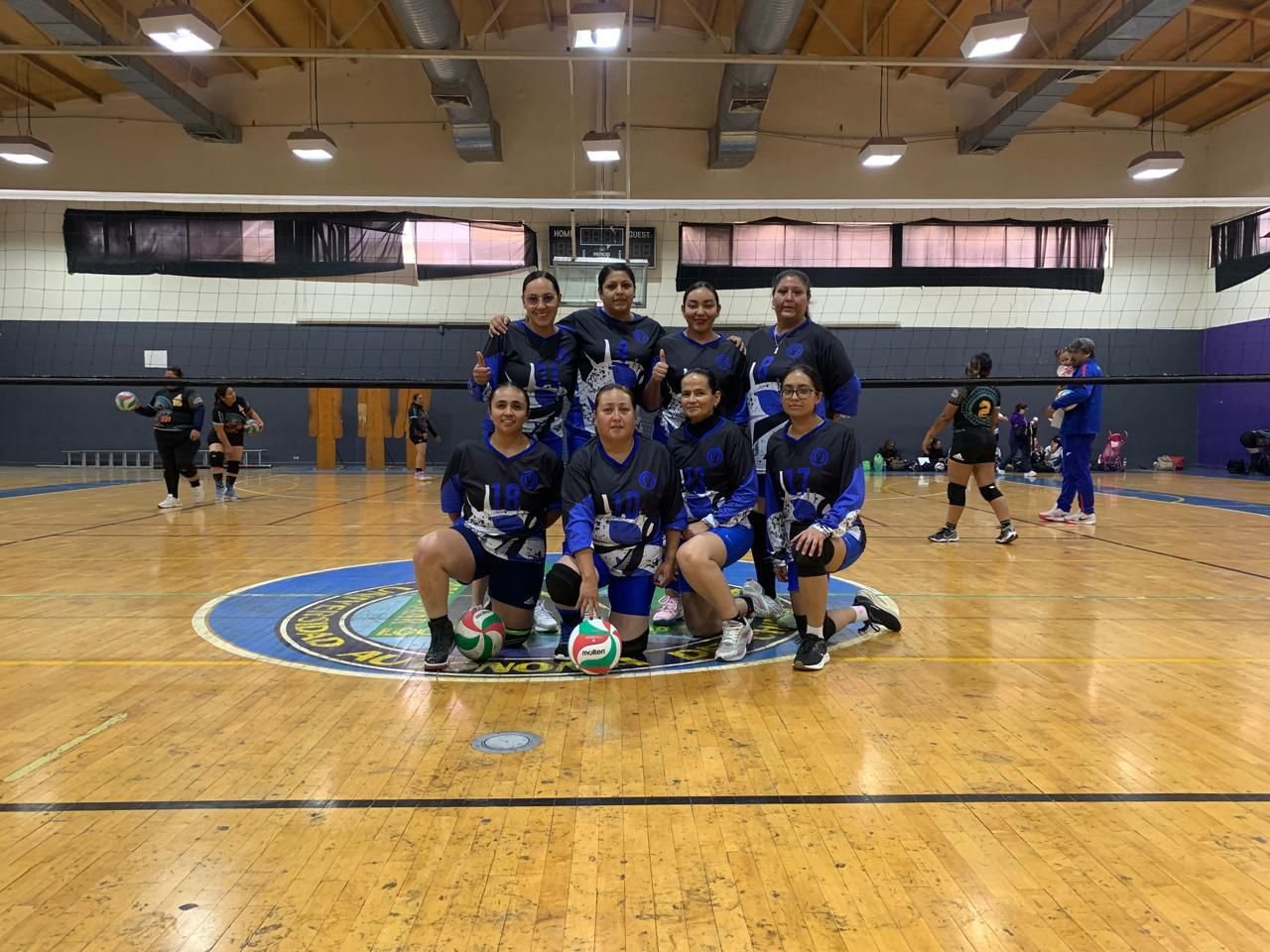 Imagen 1 de Chiapas se impone 66–58 a Zacatecas en voleibol femenil.