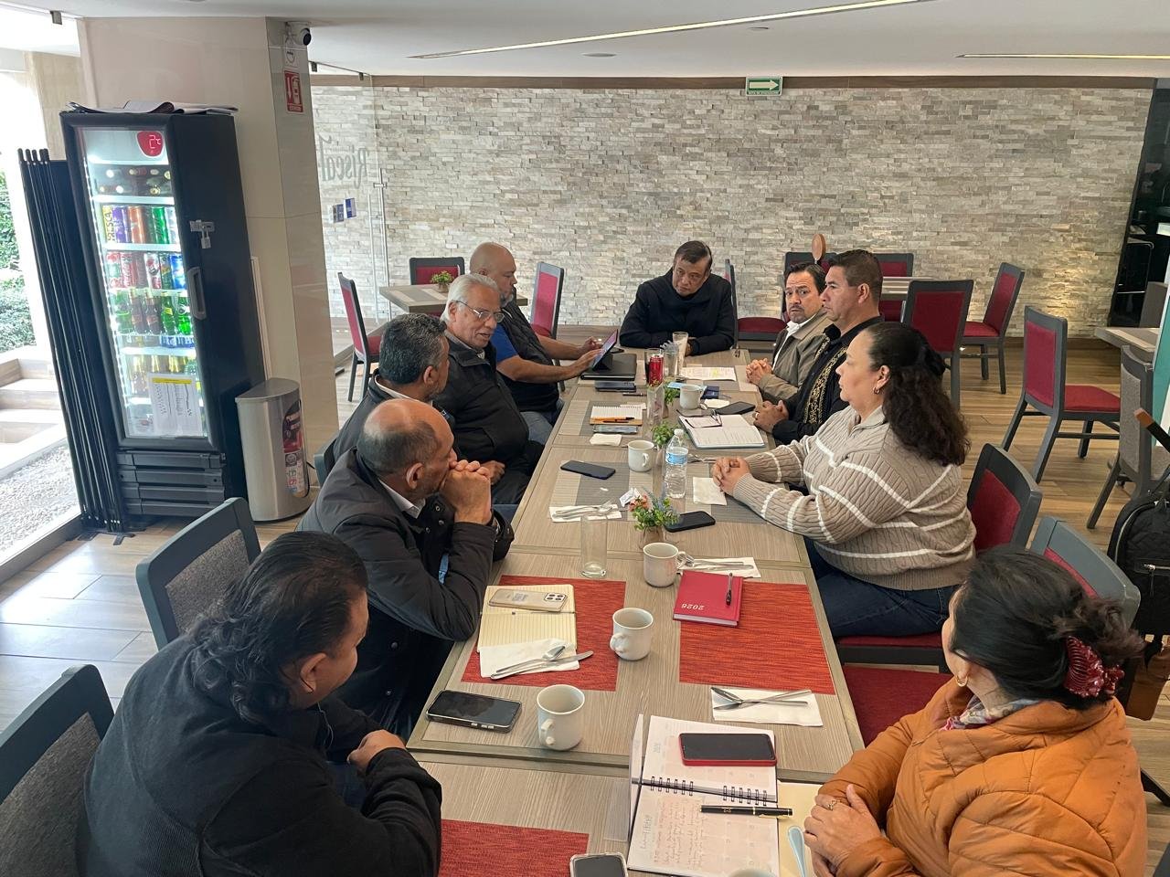 Imagen 1 de Sindicato de Colegios de Bachilleres da seguimiento a recursos para homologación en reunión nacional