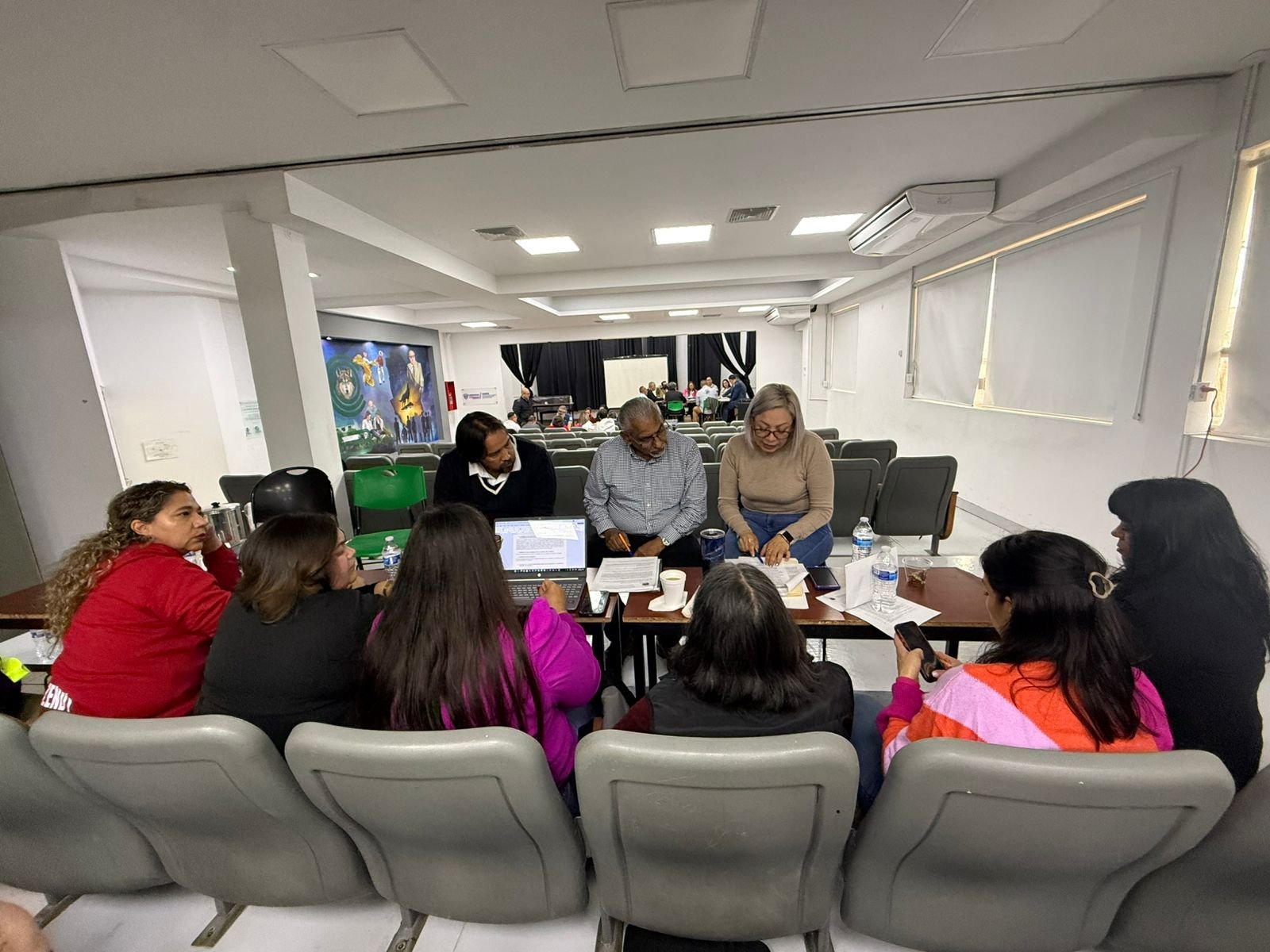 Imagen 3 de Mesas de trabajo previo a la Revisión Salarial 2026