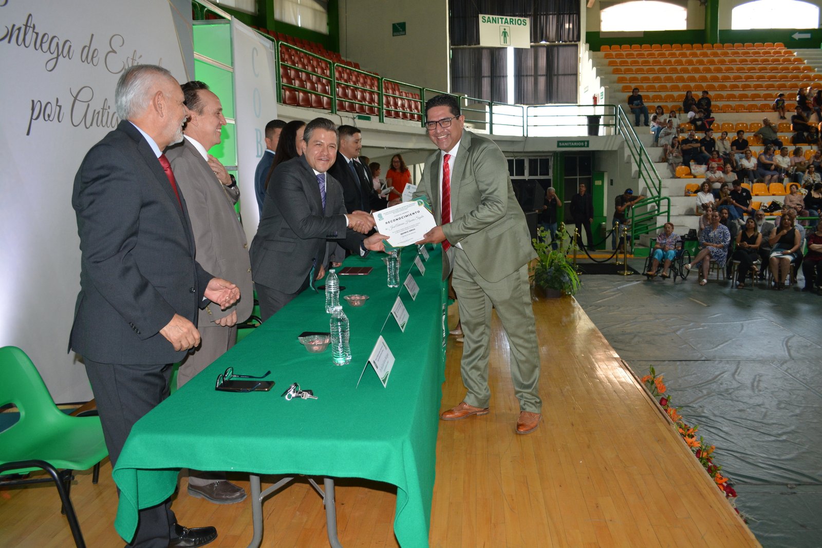 Imagen 24 de Entrega de Reconocimientos por Antigüedad 2026