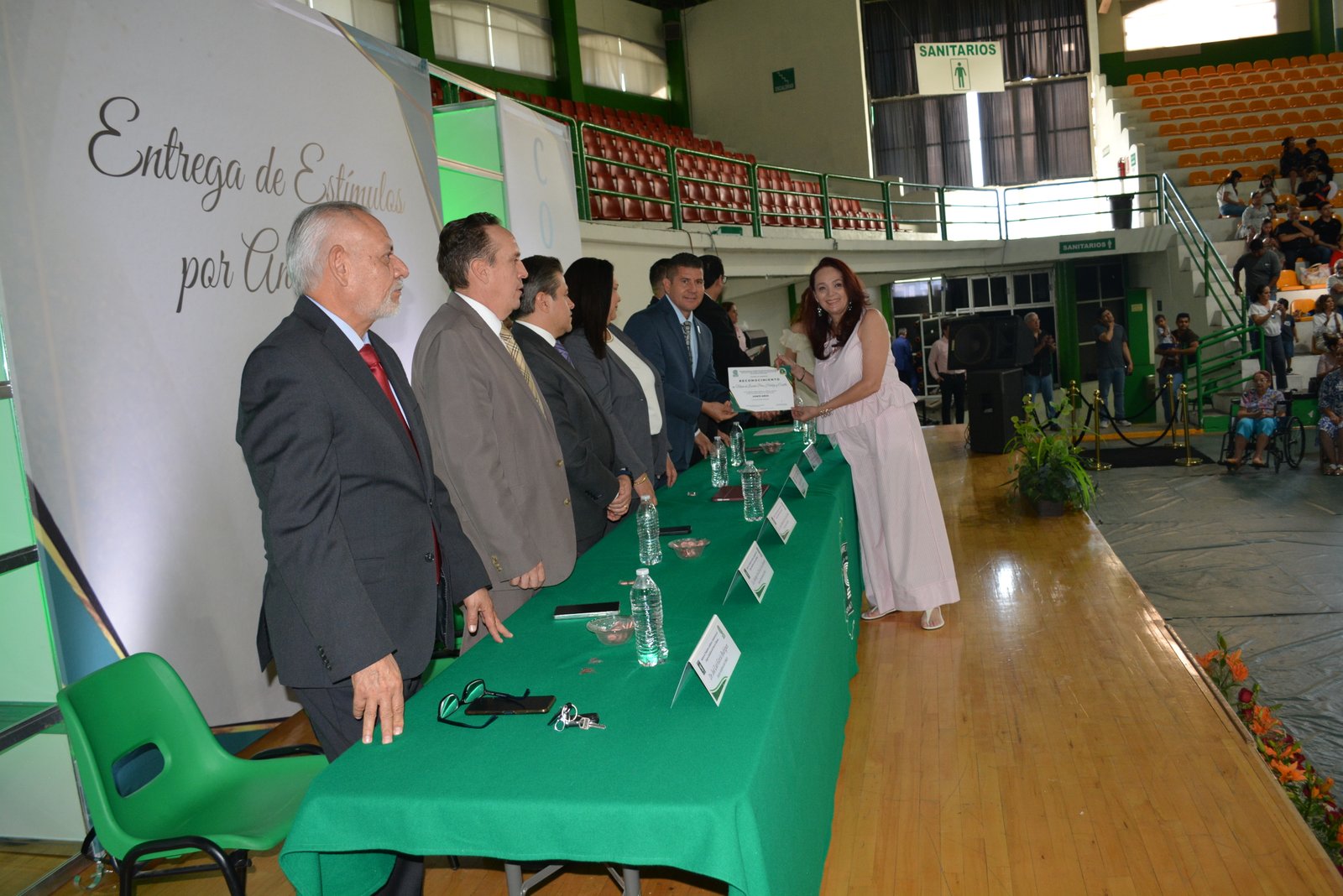 Imagen 60 de Entrega de Reconocimientos por Antigüedad 2026