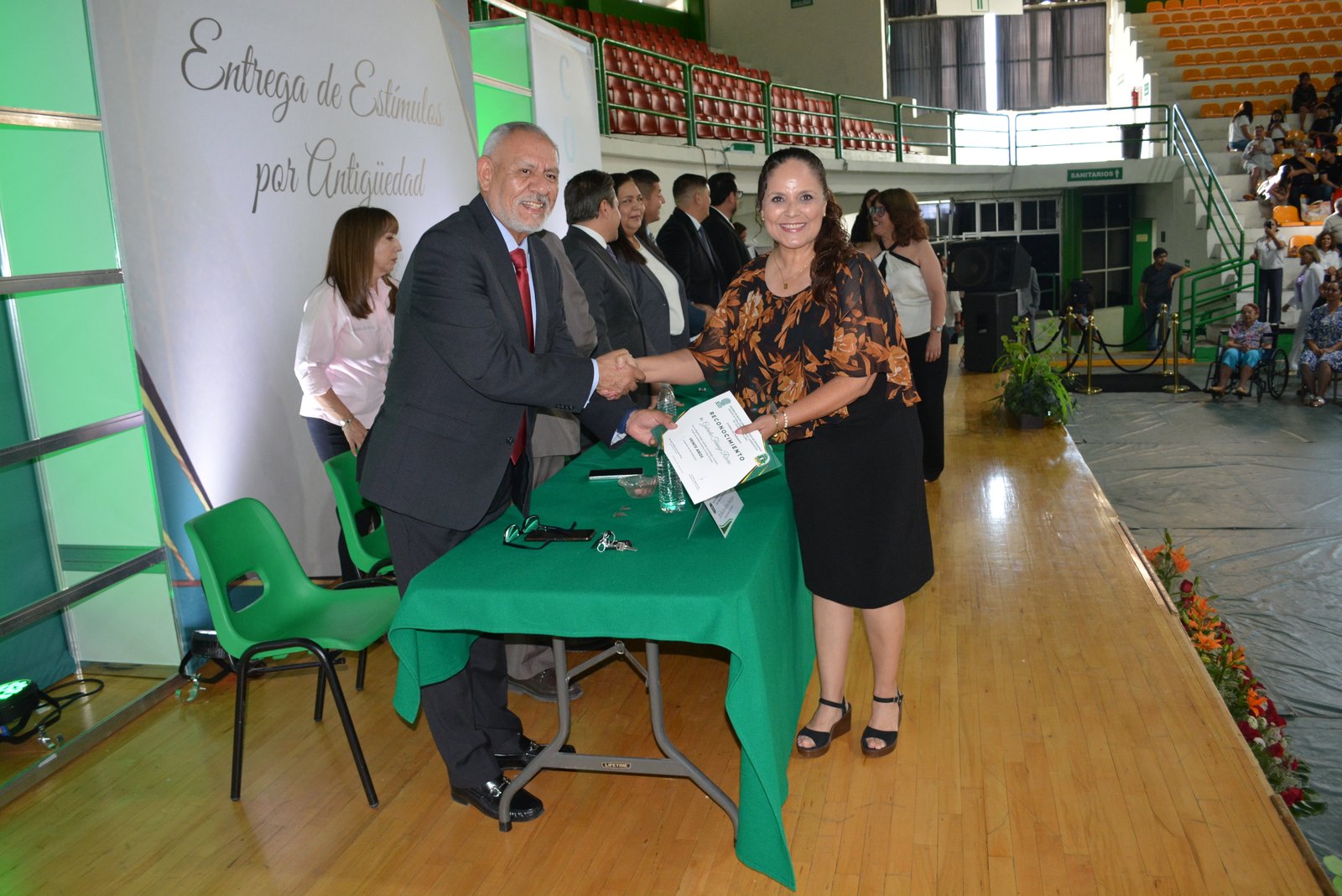 Imagen 65 de Entrega de Reconocimientos por Antigüedad 2026