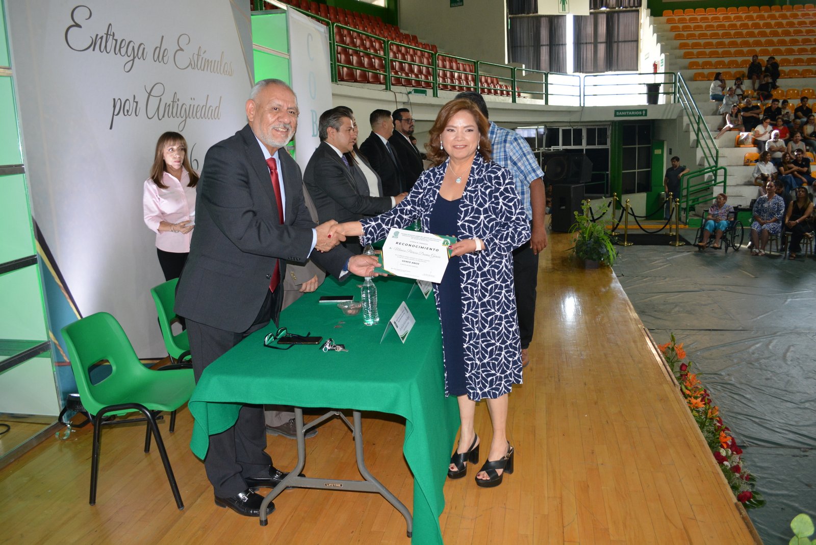 Imagen 76 de Entrega de Reconocimientos por Antigüedad 2026