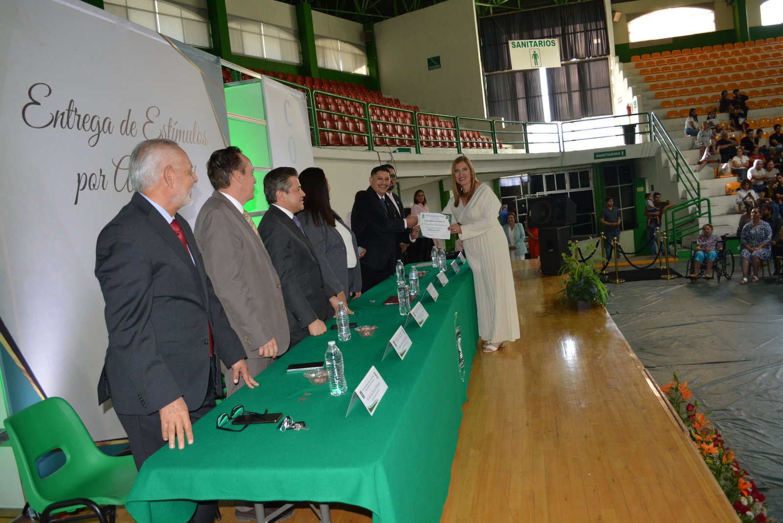 Imagen 82 de Entrega de Reconocimientos por Antigüedad 2026