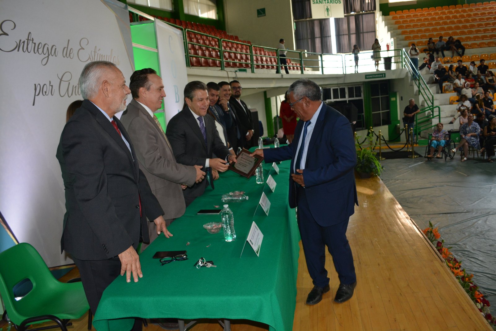 Imagen 116 de Entrega de Reconocimientos por Antigüedad 2026