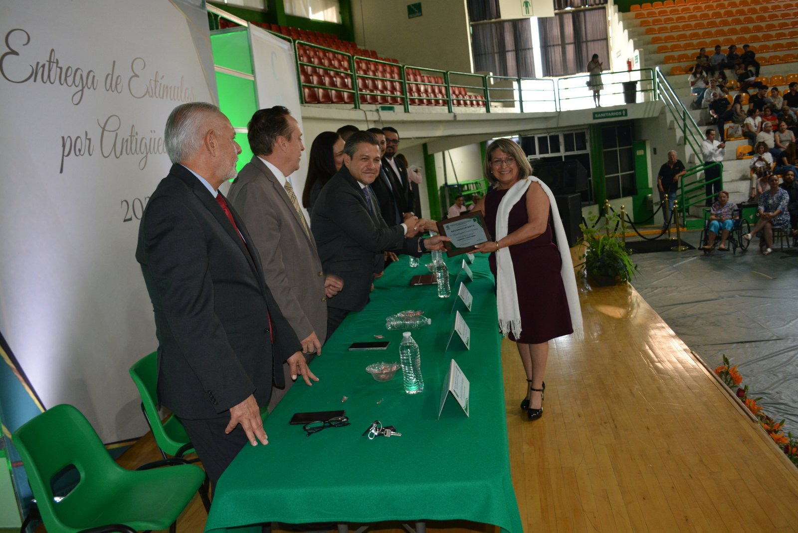 Imagen 118 de Entrega de Reconocimientos por Antigüedad 2026