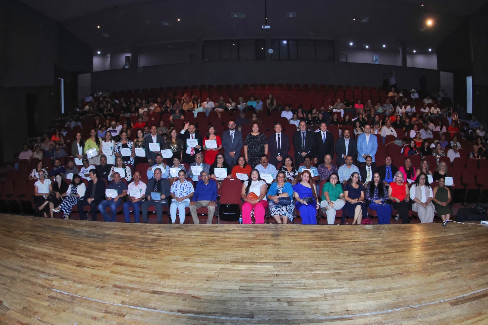 Imagen 17 de Entrega de Reconocimientos por Antigüedad en Camargo, Chih.