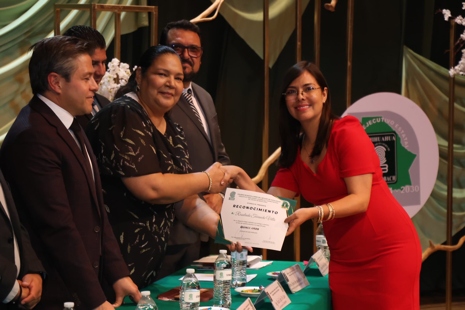 Imagen 18 de Entrega de Reconocimientos por Antigüedad en Camargo, Chih.