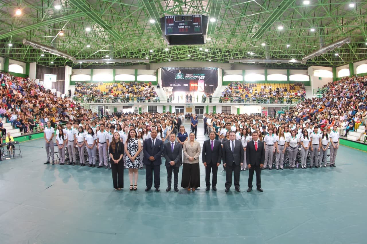 Imagen 9 de Ceremonias de graduación de los Planteles 2, 3 y 8